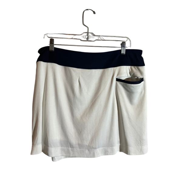 PGA TOUR Golf Skort Womens Sz L Bright White Driflux Sunflux Tummy-Control NEW - Picture 2 of 10
